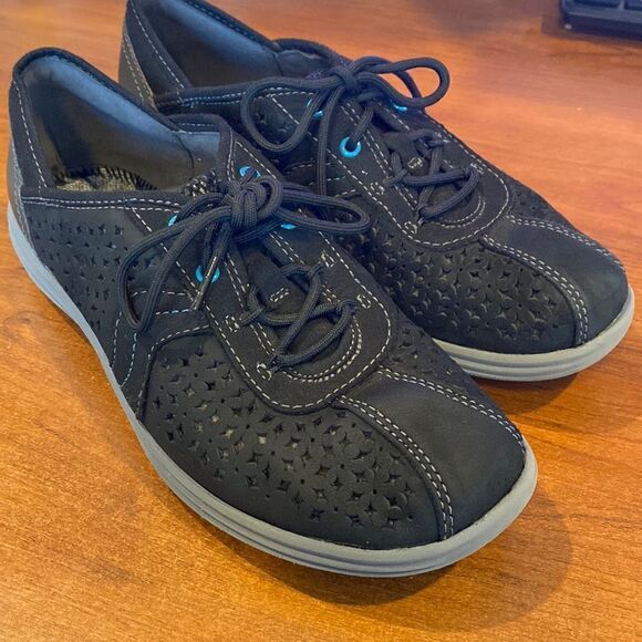 Aravon womens sneakers size 7.5 - Picture 1 of 7